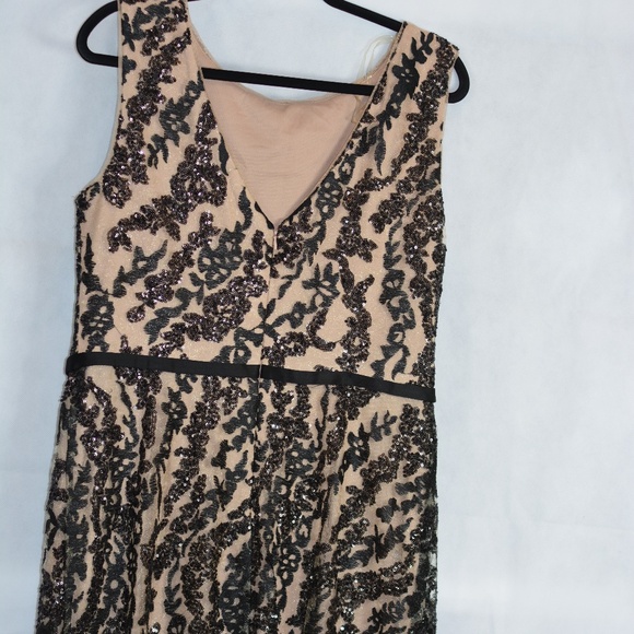 Strapless Sequined Lace Black on Nude Gown SZ 14 JS Collections - Picture 5 of 7